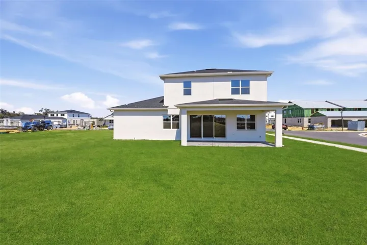 Oversized, corner homesite