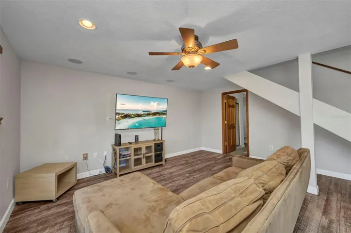 Living room, wit the 3rd bath to the right