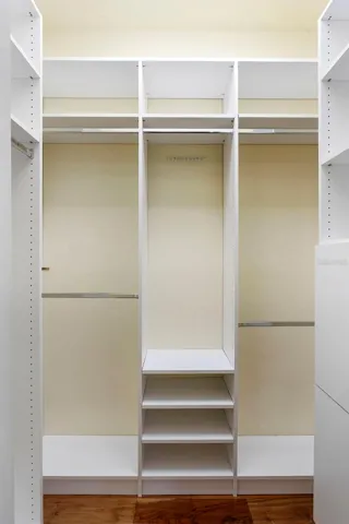 Walk in closet