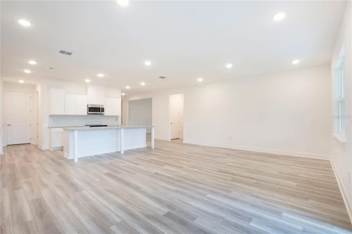 Open Concept - Imagine the gatherings!