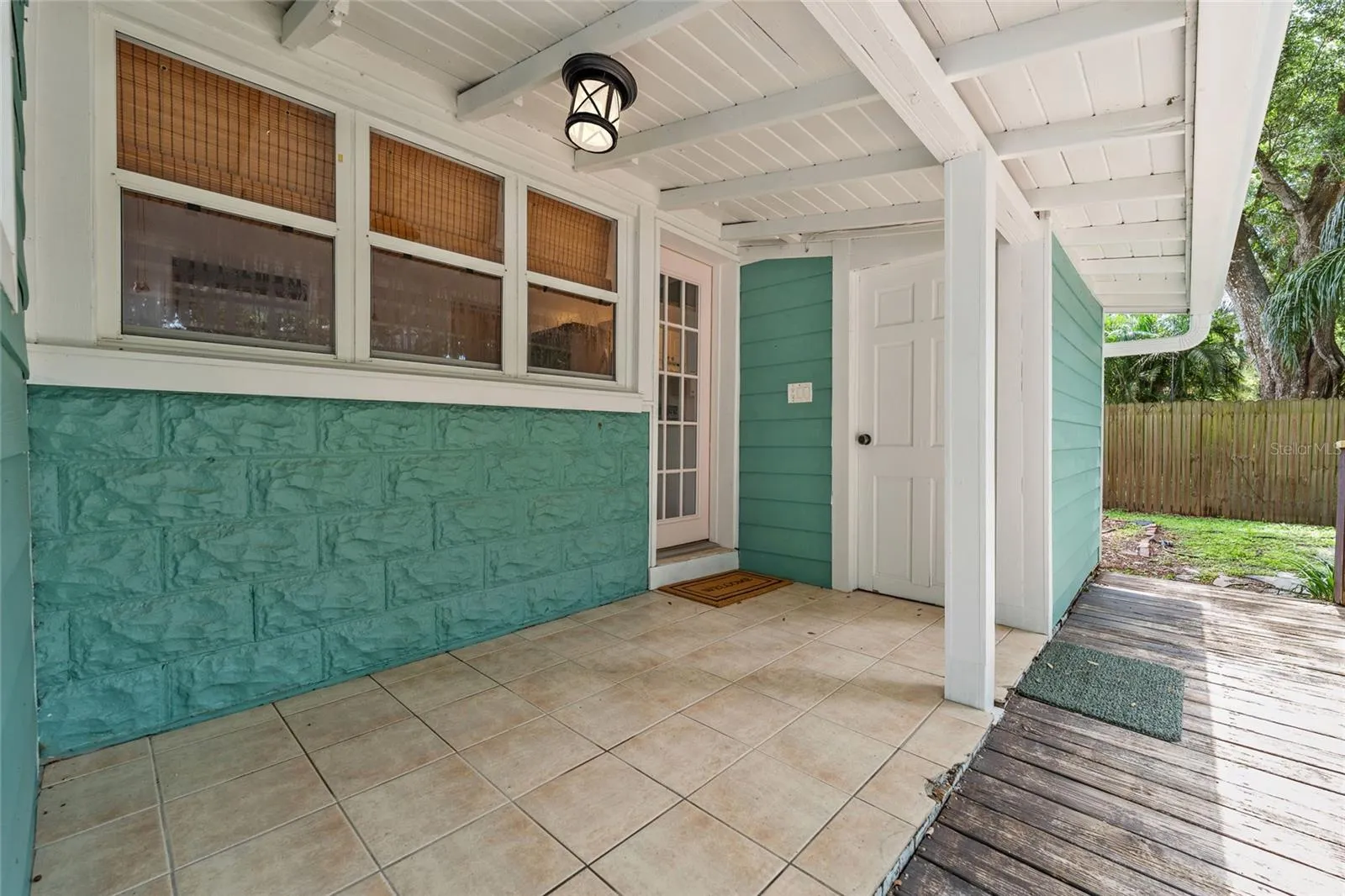 121 W Oakland Ave, Oakland, Florida 34760, 3 Bedrooms Bedrooms, ,1 BathroomBathrooms,Residential,For Sale,OAKLAND,O6318648