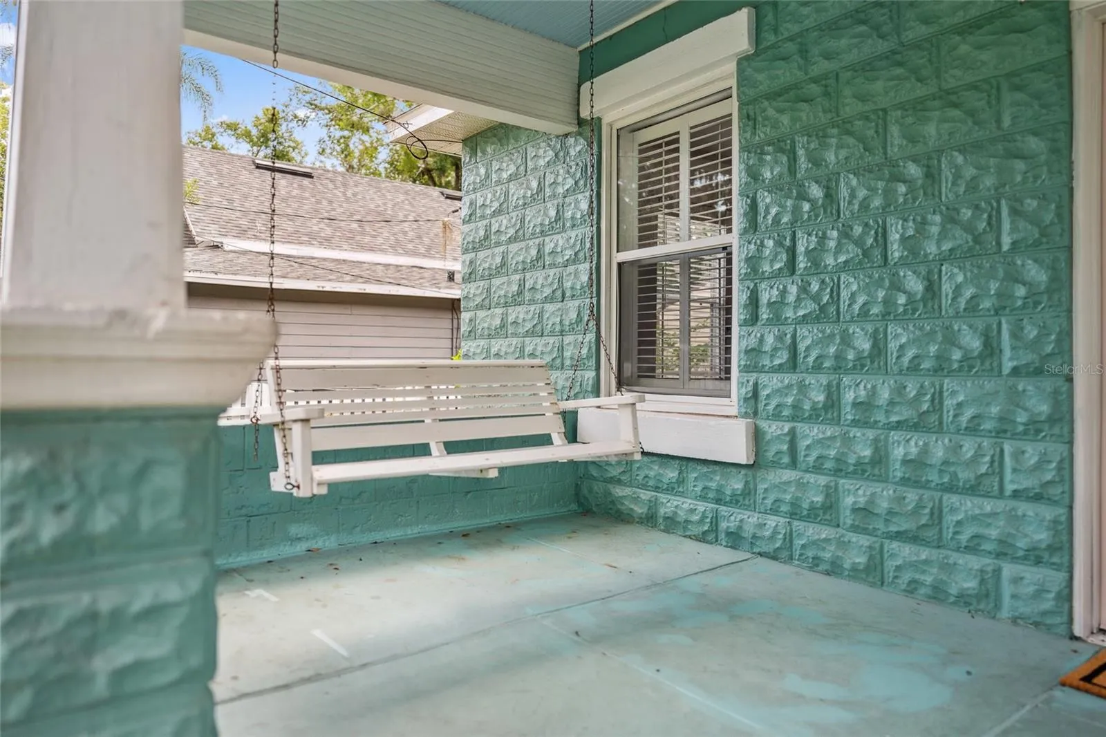 121 W Oakland Ave, Oakland, Florida 34760, 3 Bedrooms Bedrooms, ,1 BathroomBathrooms,Residential,For Sale,OAKLAND,O6318648