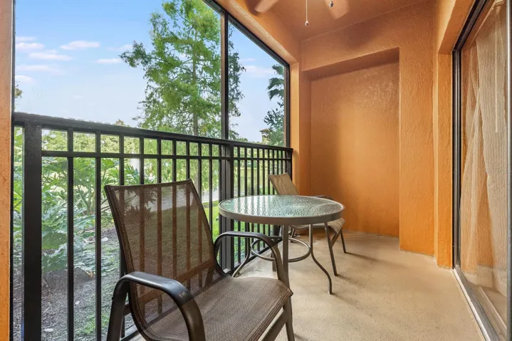 Screened Lanai.