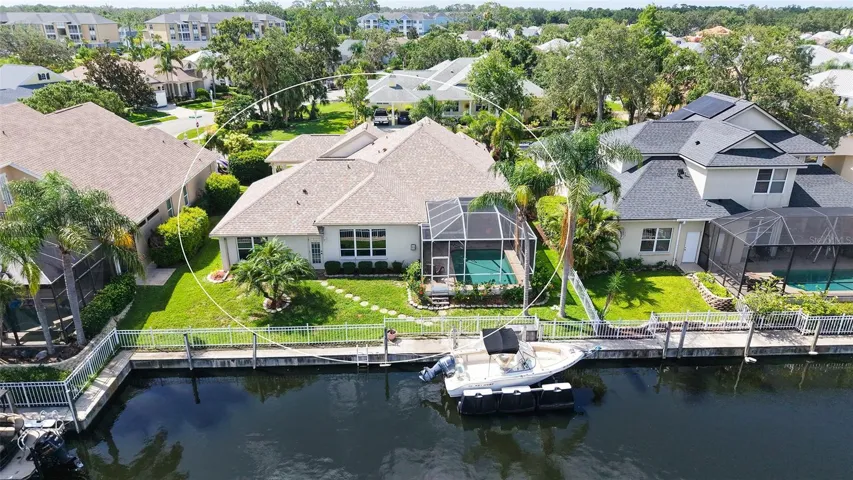 Private Dock with Lift