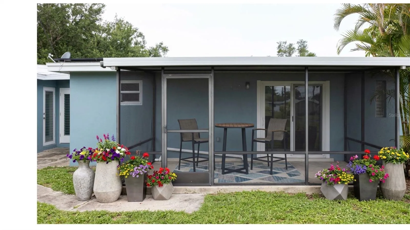 AI generated lanai with flowers