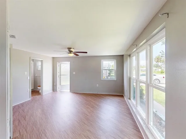 2nd Primary bedroom