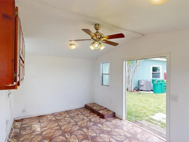 ceiling fan in shed