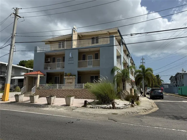 EL VELERO Poblado De Boqueron en Cabo Rojo PR 00623