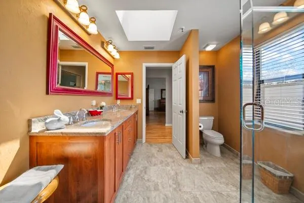 Primary bath