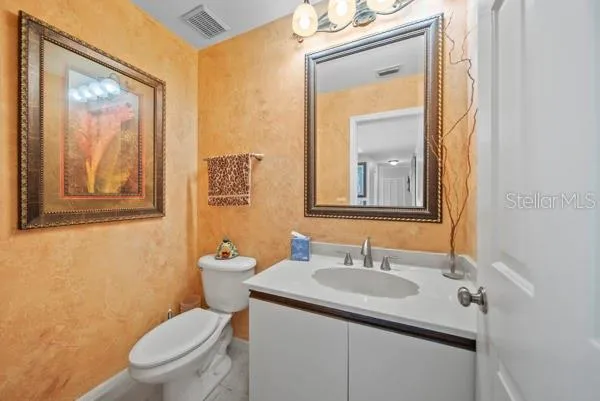 Guest half bath