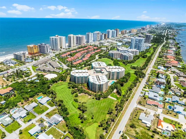 Aerial Views Showcasing the Surroundings of Cloverleaf North