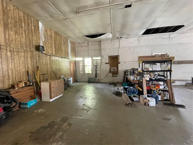 1170