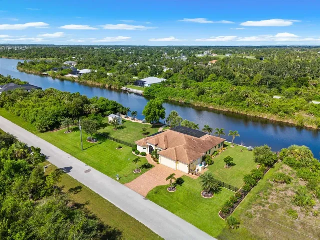 GULF ACCESS WATERFRONT