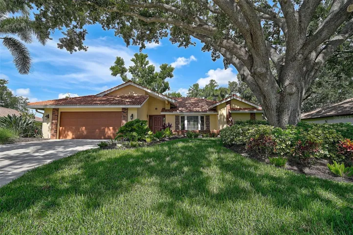 1674 Cottonwood Trl, Sarasota, Florida 34232, 3 Bedrooms Bedrooms, ,2 BathroomsBathrooms,Residential,For Sale,COTTONWOOD,A4656636