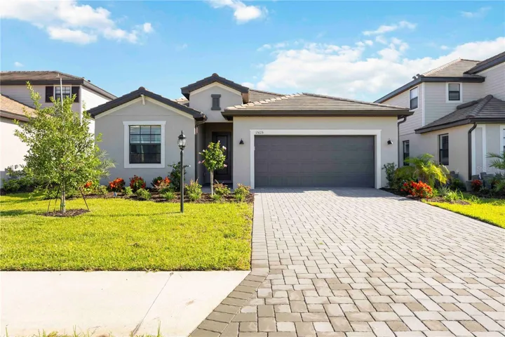 15115 Oxford Grey Dr, Bradenton, Florida 34211, 3 Bedrooms Bedrooms, ,3 BathroomsBathrooms,Residential,For Sale,OXFORD GREY,A4656644