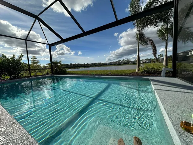 PRIVATE POOL