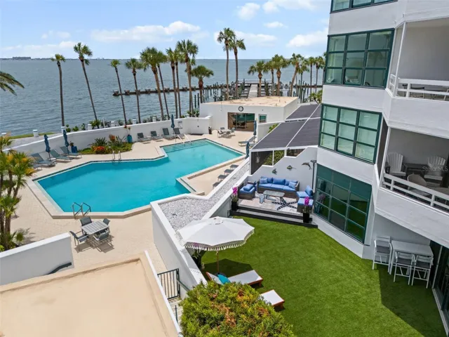 High & Dry, 1,800 s.f. Private, Pet Friendly Terrace. No Need to Use Elevators to Go Directly To Your Boat!