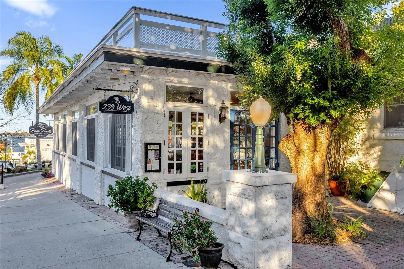 123 N Clayton St, Mount Dora, Florida 32757, 3 Bedrooms Bedrooms, ,2 BathroomsBathrooms,Residential,For Sale,CLAYTON,G5098708