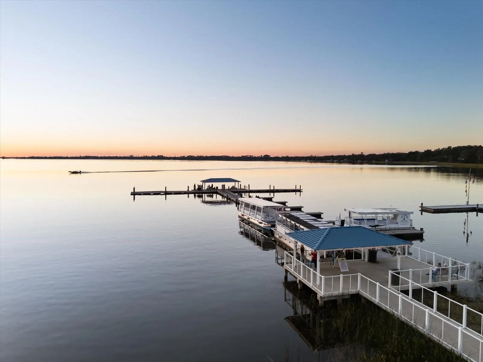 123 N Clayton St, Mount Dora, Florida 32757, 3 Bedrooms Bedrooms, ,2 BathroomsBathrooms,Residential,For Sale,CLAYTON,G5098708
