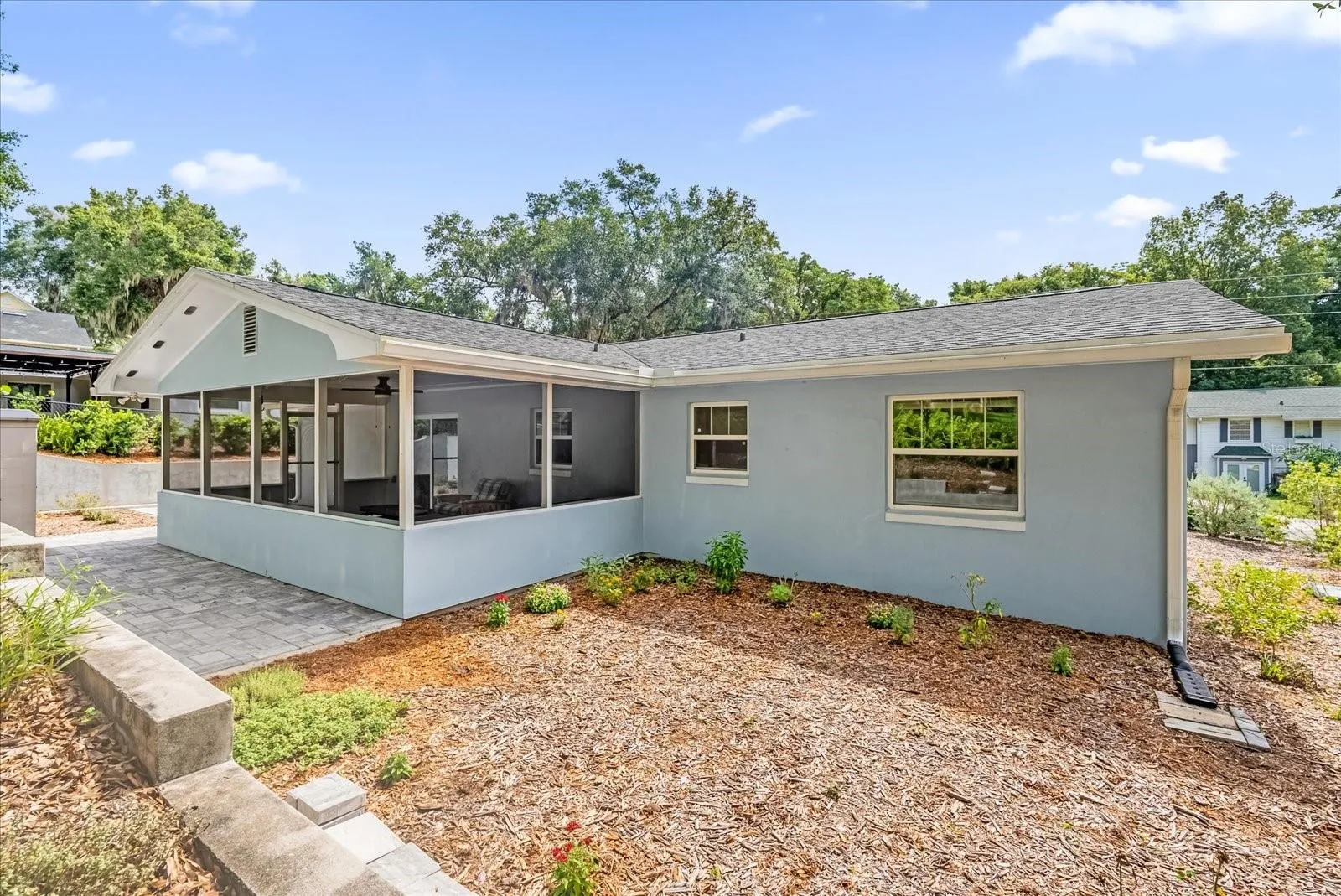 123 N Clayton St, Mount Dora, Florida 32757, 3 Bedrooms Bedrooms, ,2 BathroomsBathrooms,Residential,For Sale,CLAYTON,G5098708