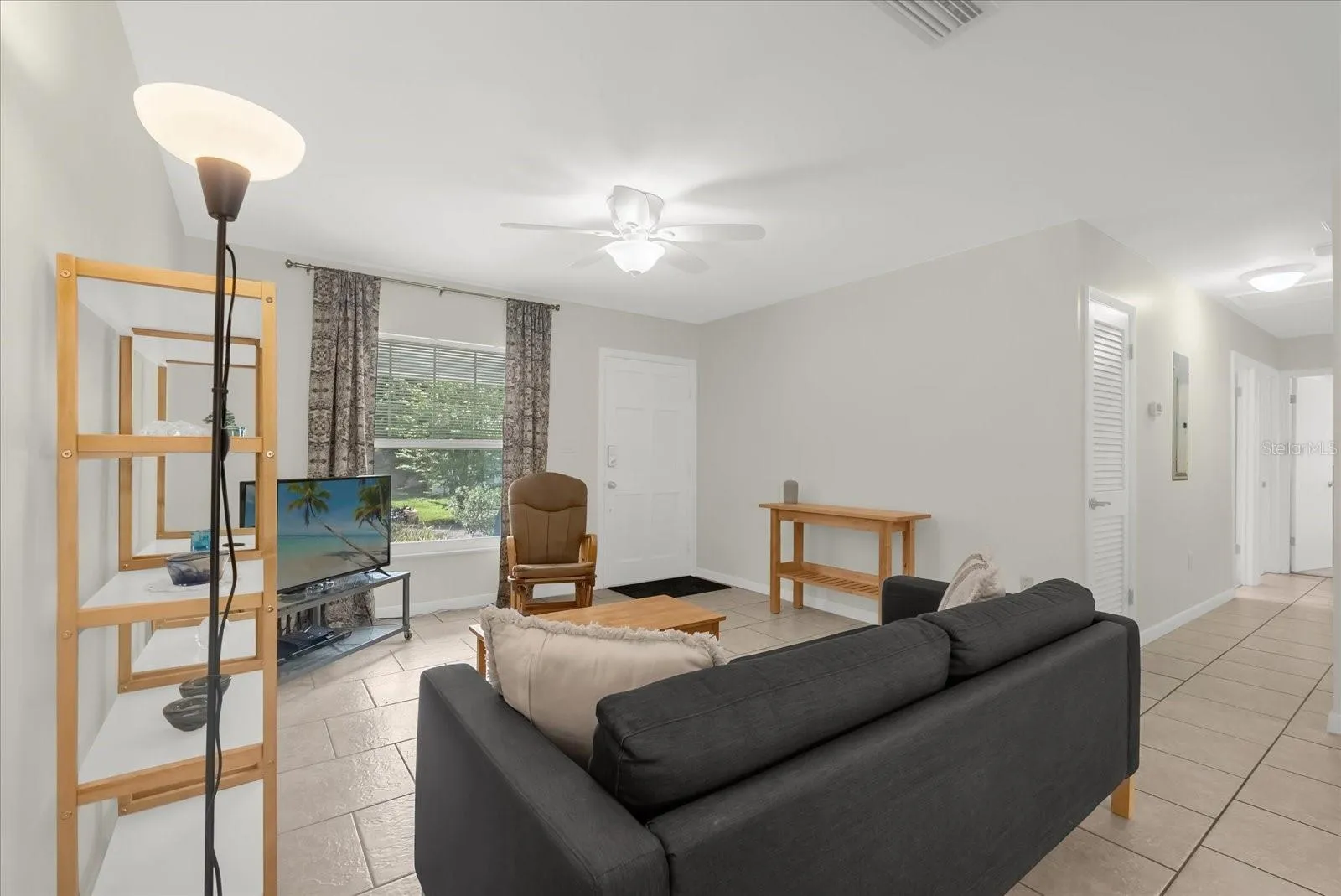 123 N Clayton St, Mount Dora, Florida 32757, 3 Bedrooms Bedrooms, ,2 BathroomsBathrooms,Residential,For Sale,CLAYTON,G5098708