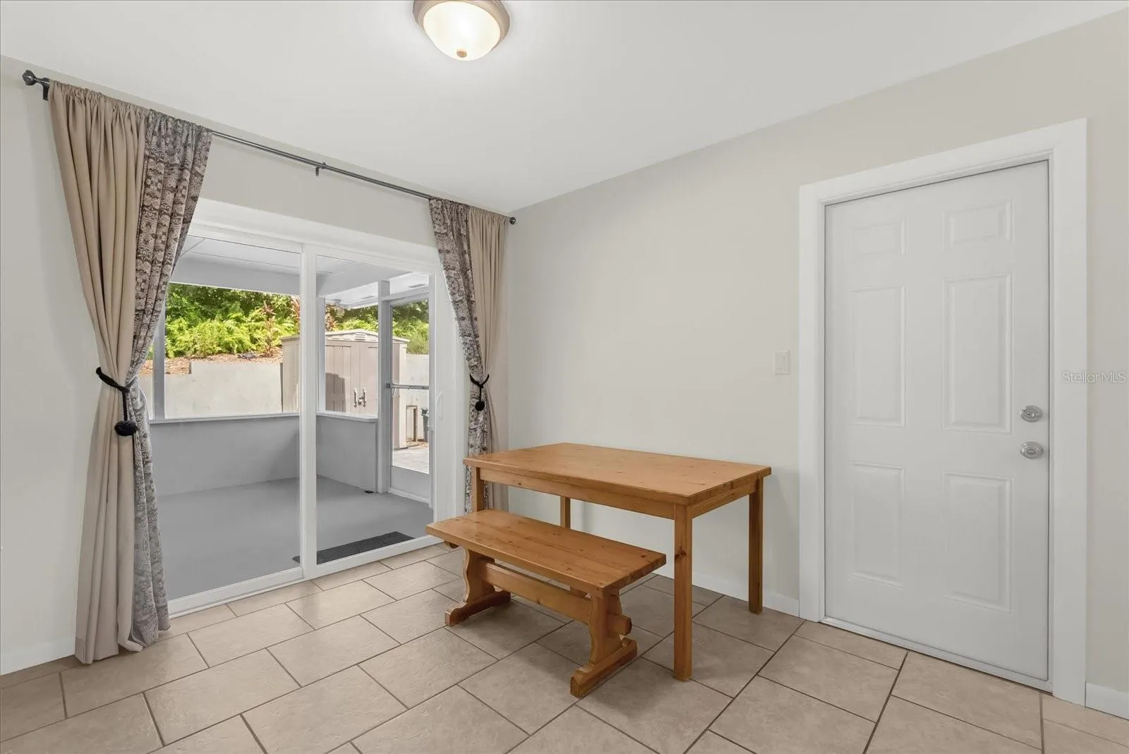 123 N Clayton St, Mount Dora, Florida 32757, 3 Bedrooms Bedrooms, ,2 BathroomsBathrooms,Residential,For Sale,CLAYTON,G5098708