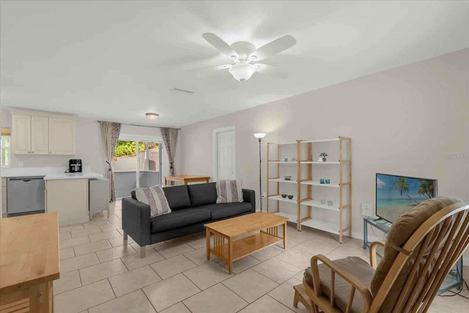 123 N Clayton St, Mount Dora, Florida 32757, 3 Bedrooms Bedrooms, ,2 BathroomsBathrooms,Residential,For Sale,CLAYTON,G5098708