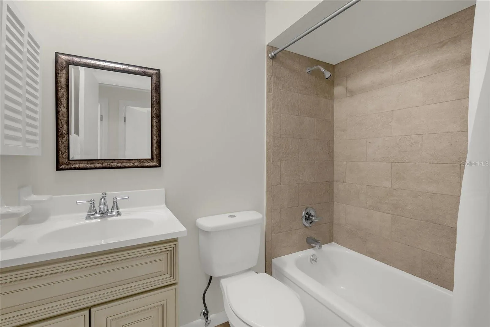 123 N Clayton St, Mount Dora, Florida 32757, 3 Bedrooms Bedrooms, ,2 BathroomsBathrooms,Residential,For Sale,CLAYTON,G5098708