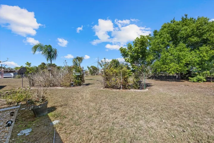 20430 Edgewater on Double Lot