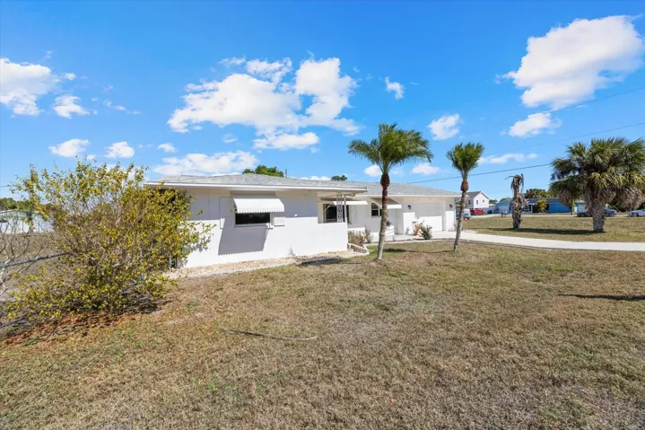 20430 Edgewater on Double Lot