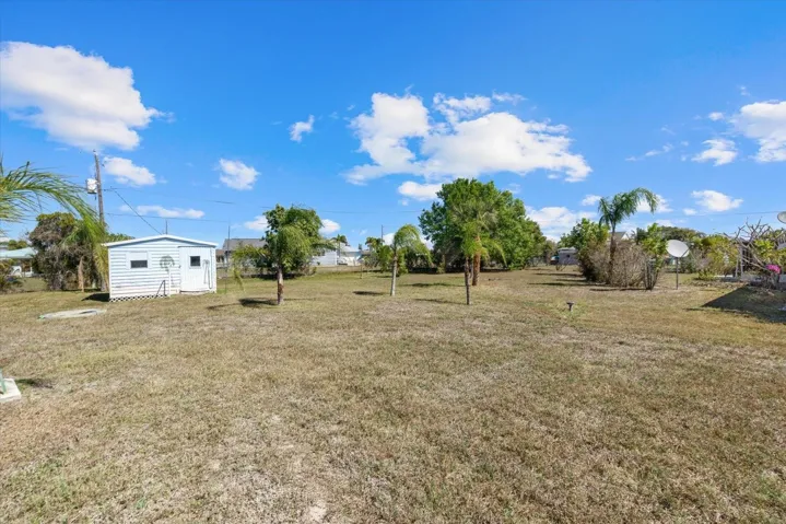 20430 Edgewater on Double Lot