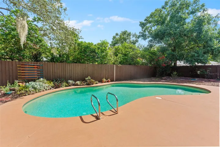 Welcome to 3011 Lake Ellen Drive!