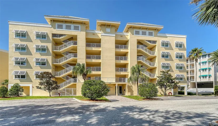 250 Hidden Bay Dr #302, Osprey, Florida 34229, 3 Bedrooms Bedrooms, ,2 BathroomsBathrooms,Residential,For Sale,HIDDEN BAY,A4657042
