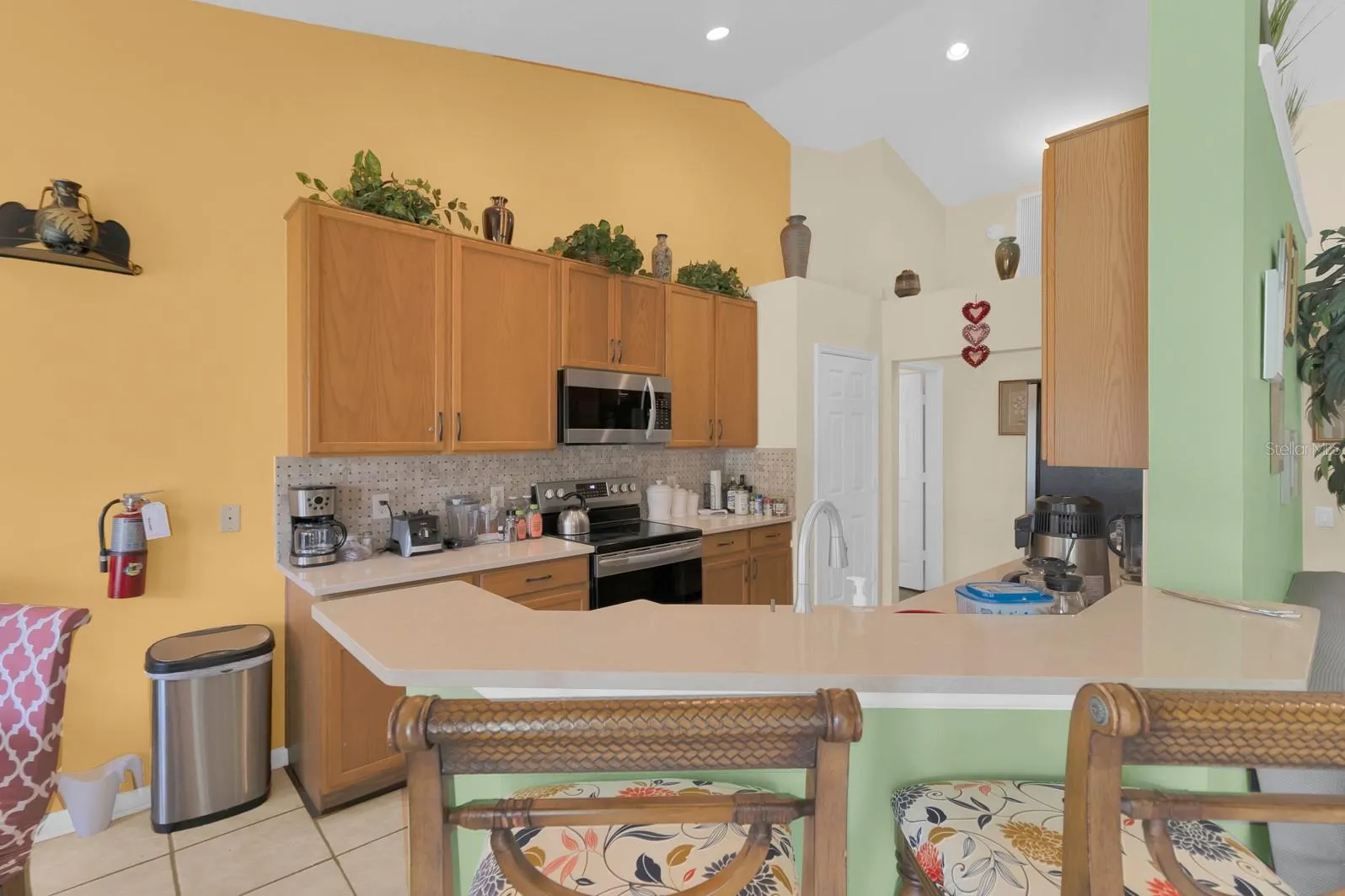 651 Regina Cir, Oakland, Florida 34787, 4 Bedrooms Bedrooms, ,3 BathroomsBathrooms,Residential,For Sale,REGINA,S5129810