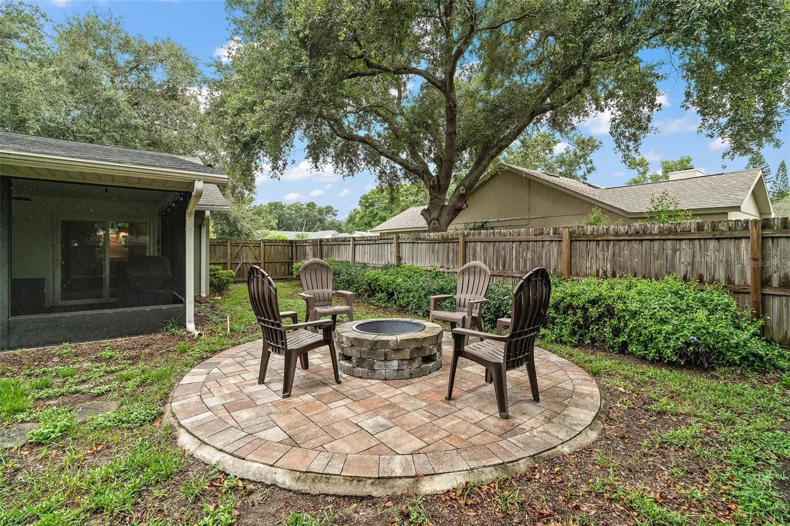 3990 Wood Dr, Mount Dora, Florida 32757, 3 Bedrooms Bedrooms, ,2 BathroomsBathrooms,Residential,For Sale,WOOD,G5098912