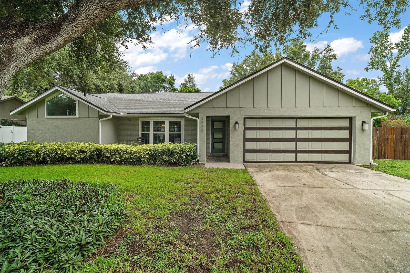 3990 Wood Dr, Mount Dora, Florida 32757, 3 Bedrooms Bedrooms, ,2 BathroomsBathrooms,Residential,For Sale,WOOD,G5098912