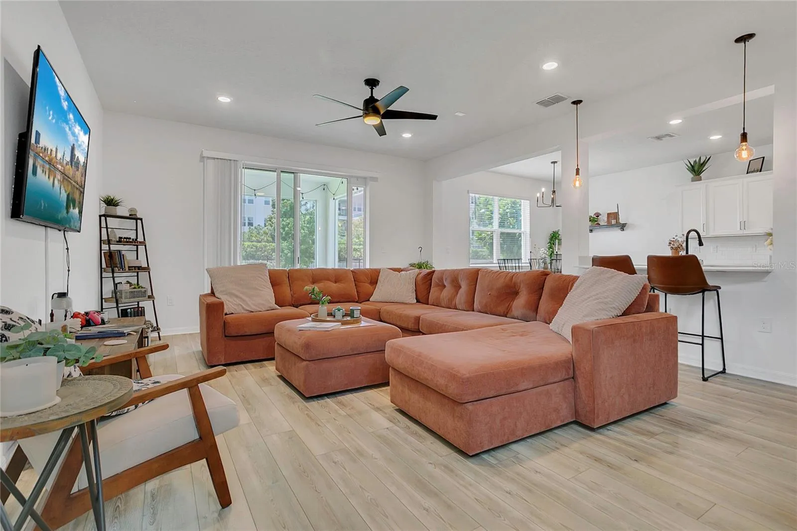 2755 Bobcat Chase Blvd, Oakland, Florida 34787, 3 Bedrooms Bedrooms, ,3 BathroomsBathrooms,Residential,For Sale,BOBCAT CHASE,G5098929