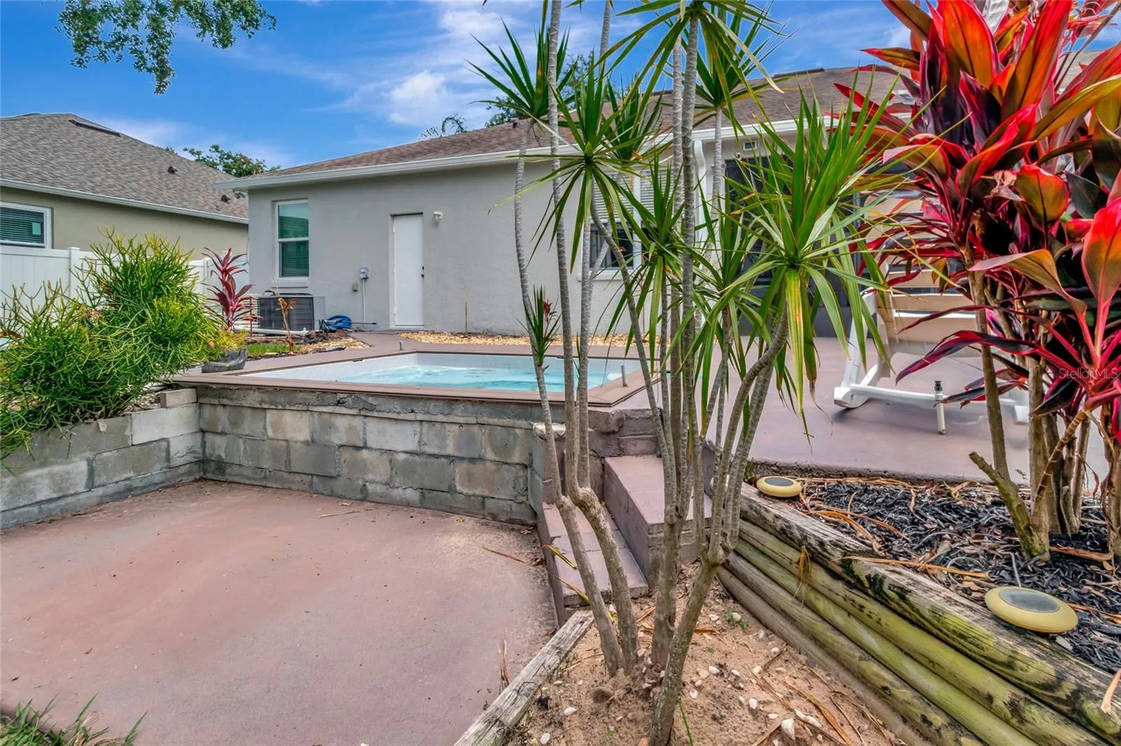 233 Largovista Dr, Oakland, Florida 34787, 4 Bedrooms Bedrooms, ,2 BathroomsBathrooms,Residential,For Sale,LARGOVISTA,G5098968