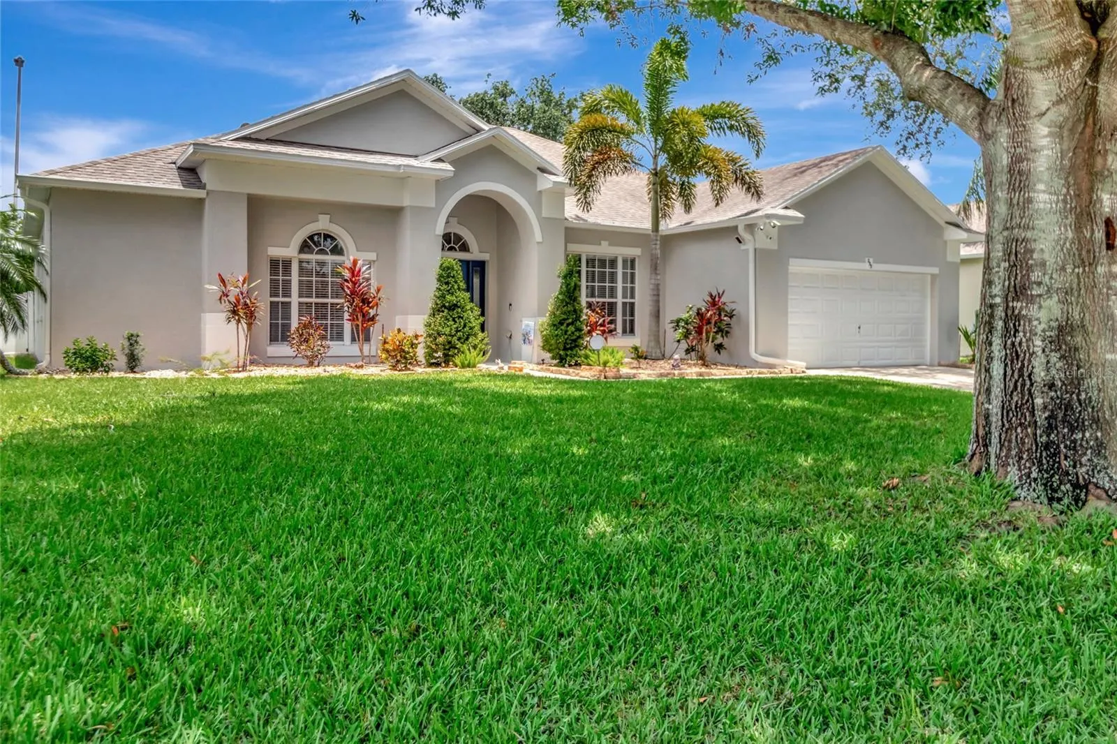 233 Largovista Dr, Oakland, Florida 34787, 4 Bedrooms Bedrooms, ,2 BathroomsBathrooms,Residential,For Sale,LARGOVISTA,G5098968