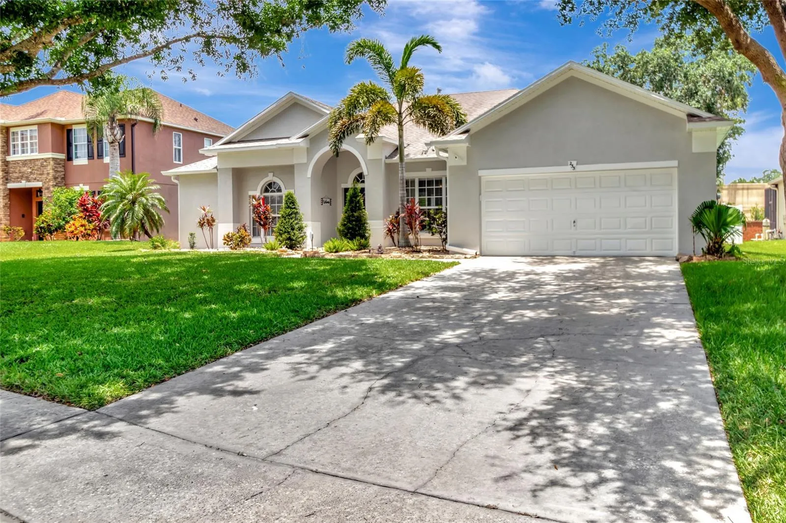233 Largovista Dr, Oakland, Florida 34787, 4 Bedrooms Bedrooms, ,2 BathroomsBathrooms,Residential,For Sale,LARGOVISTA,G5098968