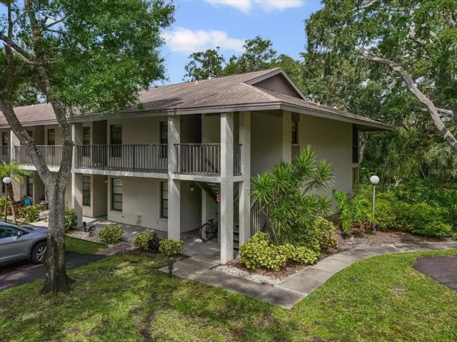 3003 Quail Holw #10, Sarasota, Florida 34235, 1 Bedroom Bedrooms, ,1 BathroomBathrooms,Residential,For Sale,QUAIL,A4657412