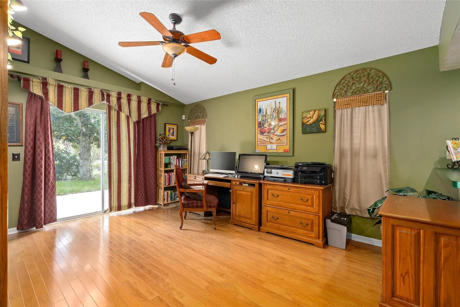 1048 Woodsong Way, Clermont, Florida 34714, 3 Bedrooms Bedrooms, ,2 BathroomsBathrooms,Residential,For Sale,WOODSONG,O6322802