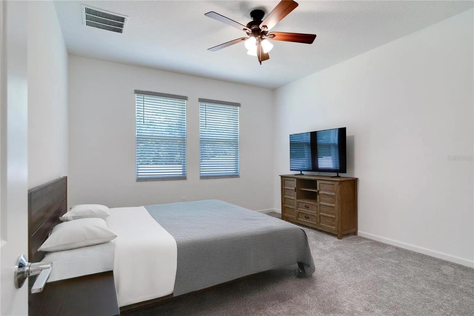 2043 Rock Maple Bnd, Kissimmee, Florida 34746, 4 Bedrooms Bedrooms, ,2 BathroomsBathrooms,Residential,For Sale,ROCK MAPLE,O6322841