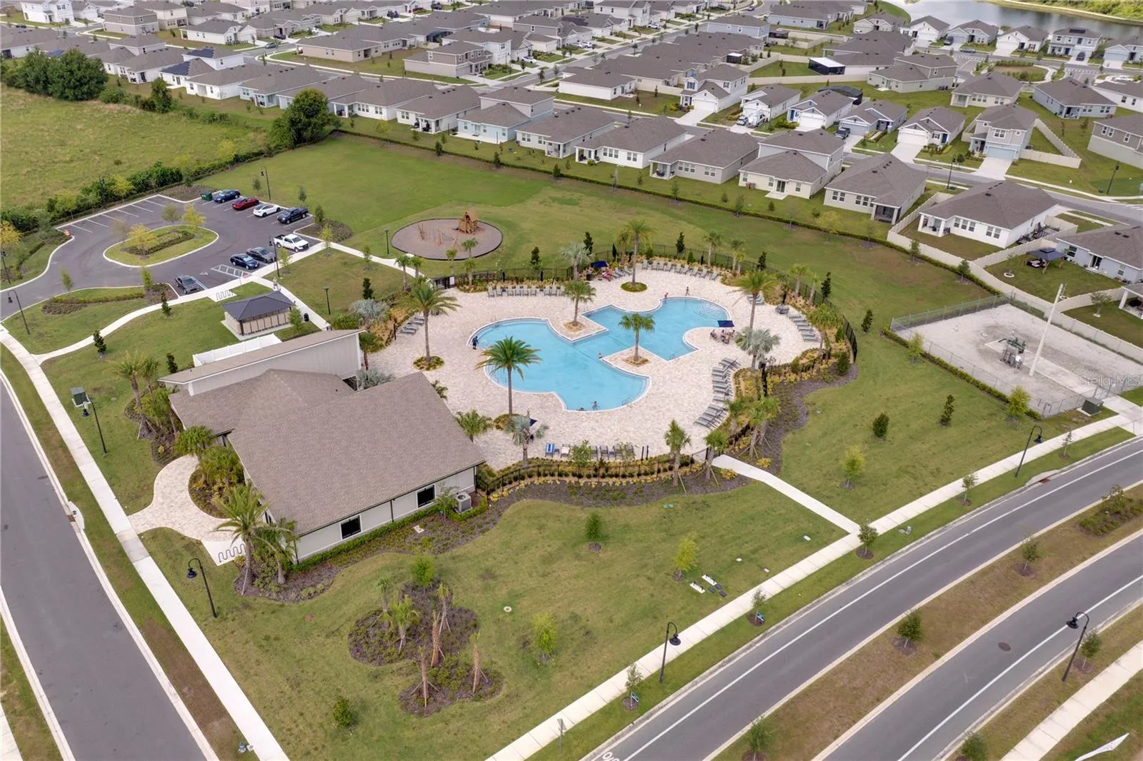 2043 Rock Maple Bnd, Kissimmee, Florida 34746, 4 Bedrooms Bedrooms, ,2 BathroomsBathrooms,Residential,For Sale,ROCK MAPLE,O6322841