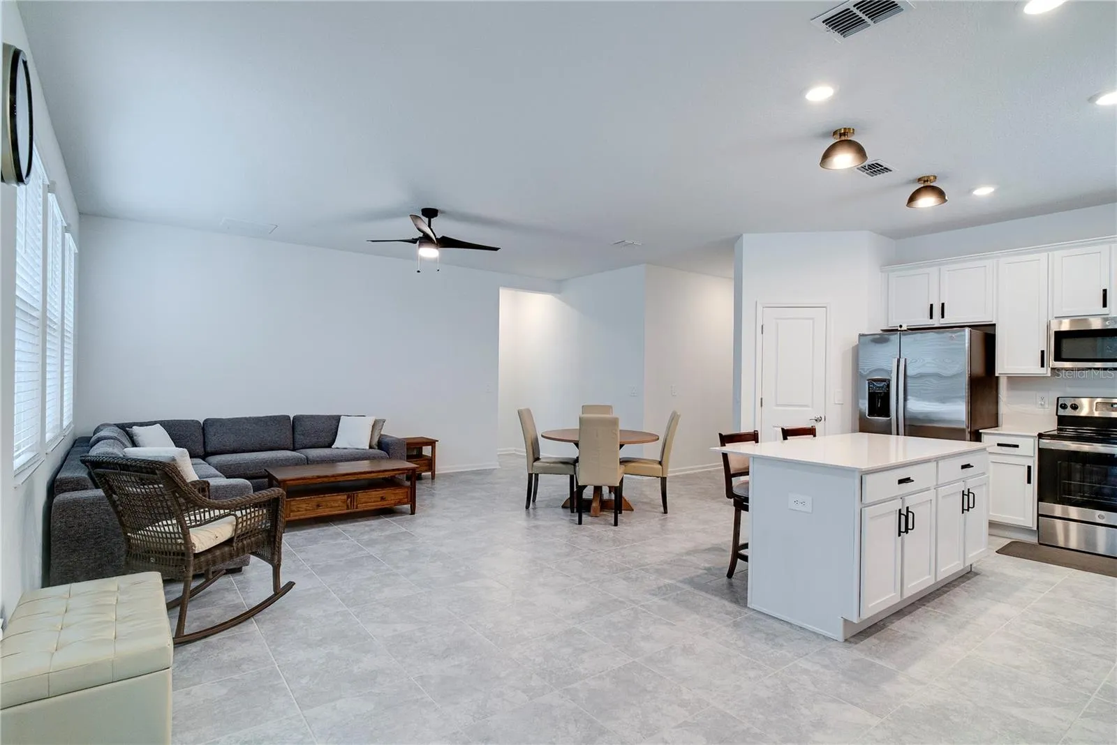2043 Rock Maple Bnd, Kissimmee, Florida 34746, 4 Bedrooms Bedrooms, ,2 BathroomsBathrooms,Residential,For Sale,ROCK MAPLE,O6322841