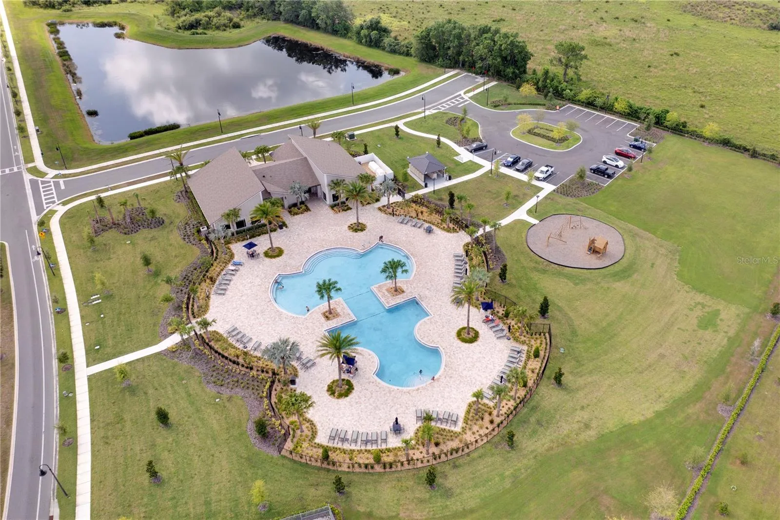 2043 Rock Maple Bnd, Kissimmee, Florida 34746, 4 Bedrooms Bedrooms, ,2 BathroomsBathrooms,Residential,For Sale,ROCK MAPLE,O6322841