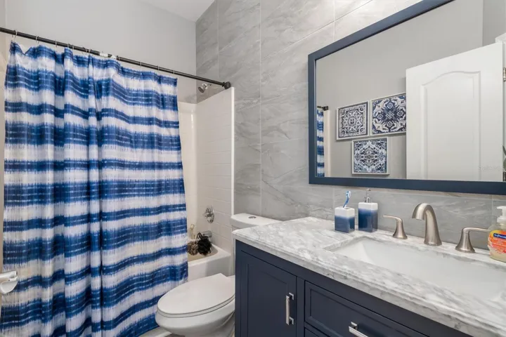 Bathroom 2 is full bath, perfect for guests!