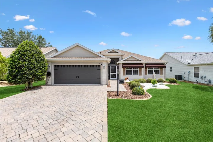 Lawn appearance digitally improved