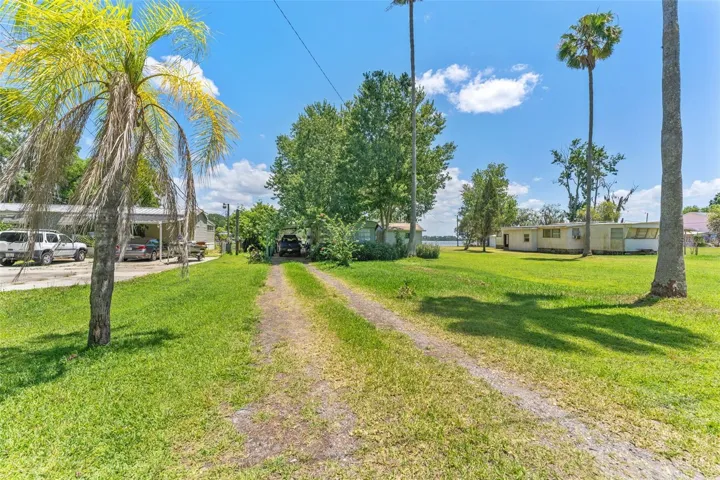 Nice Long Driveway!