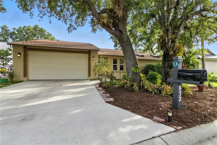 832 Harrowood Ct, Sarasota, Florida 34232, 5 Bedrooms Bedrooms, ,3 BathroomsBathrooms,Residential,For Sale,HARROWOOD,A4657726